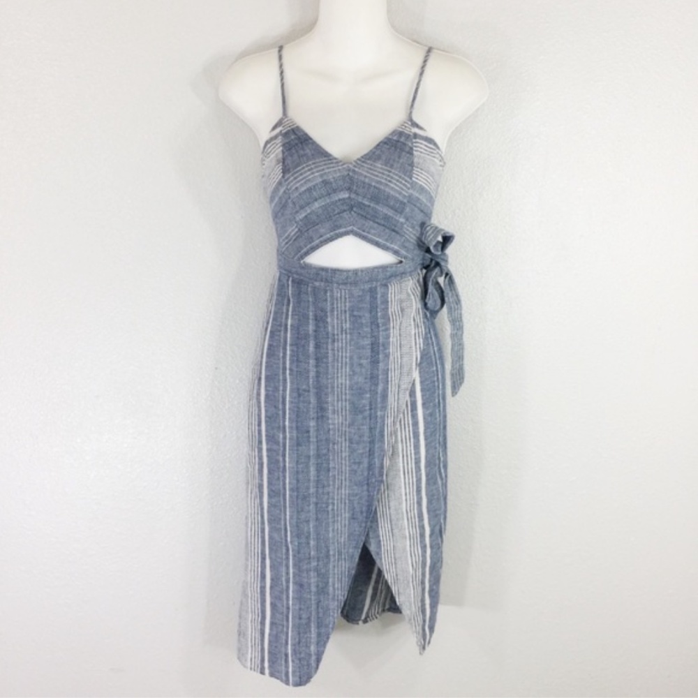 Express Stripe Cut-Out Linen Midi Dress